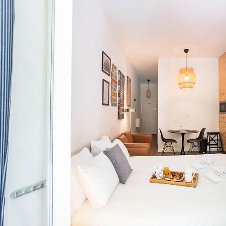 Bakers Square Studio W/ Ac By Lovelystay Porto Exterior photo