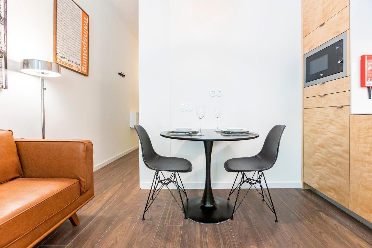 Bakers Square Studio W/ Ac By Lovelystay Porto Exterior photo