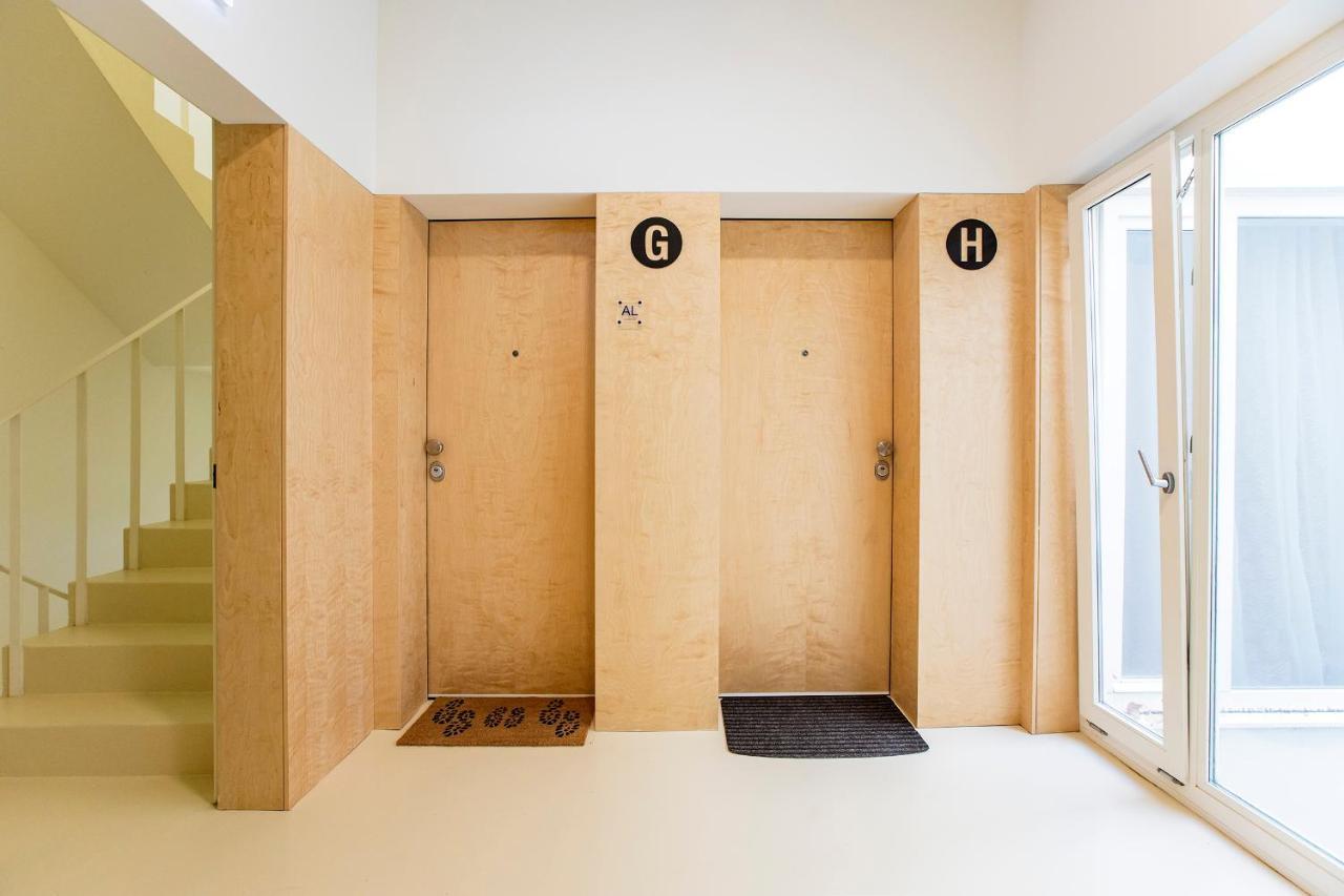 Bakers Square Studio W/ Ac By Lovelystay Porto Exterior photo