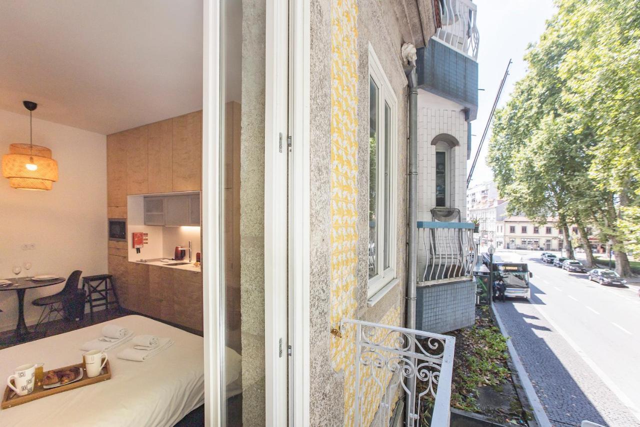 Bakers Square Studio W/ Ac By Lovelystay Porto Exterior photo