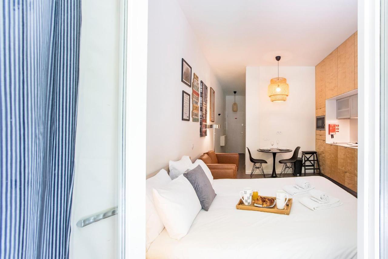 Bakers Square Studio W/ Ac By Lovelystay Porto Exterior photo